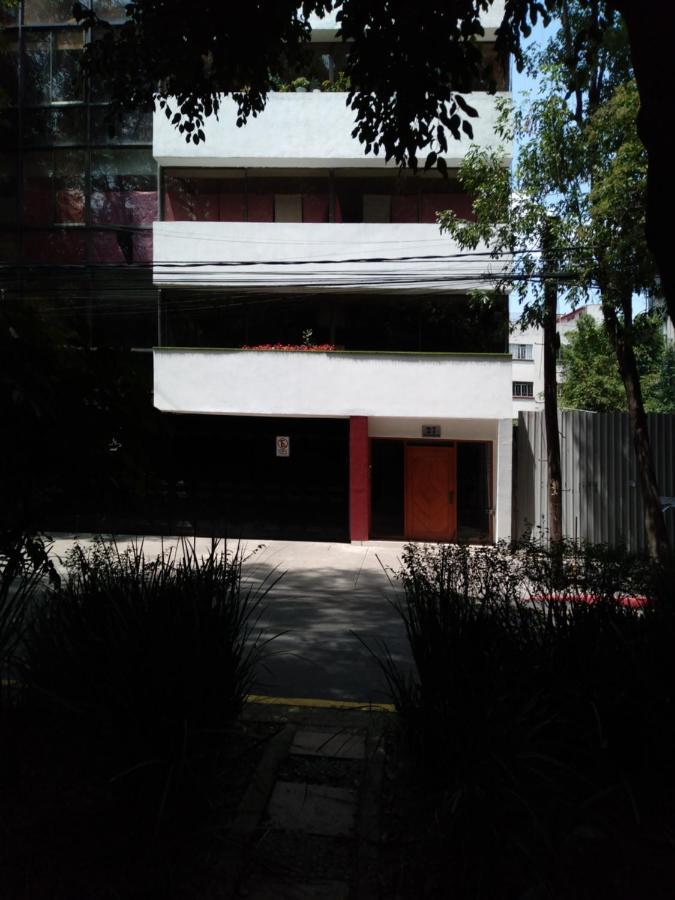 Charming Sunny Bedroom Overlooking Beautiful Amsterdam Avenue In Best Condesa Area Mexico City Ngoại thất bức ảnh